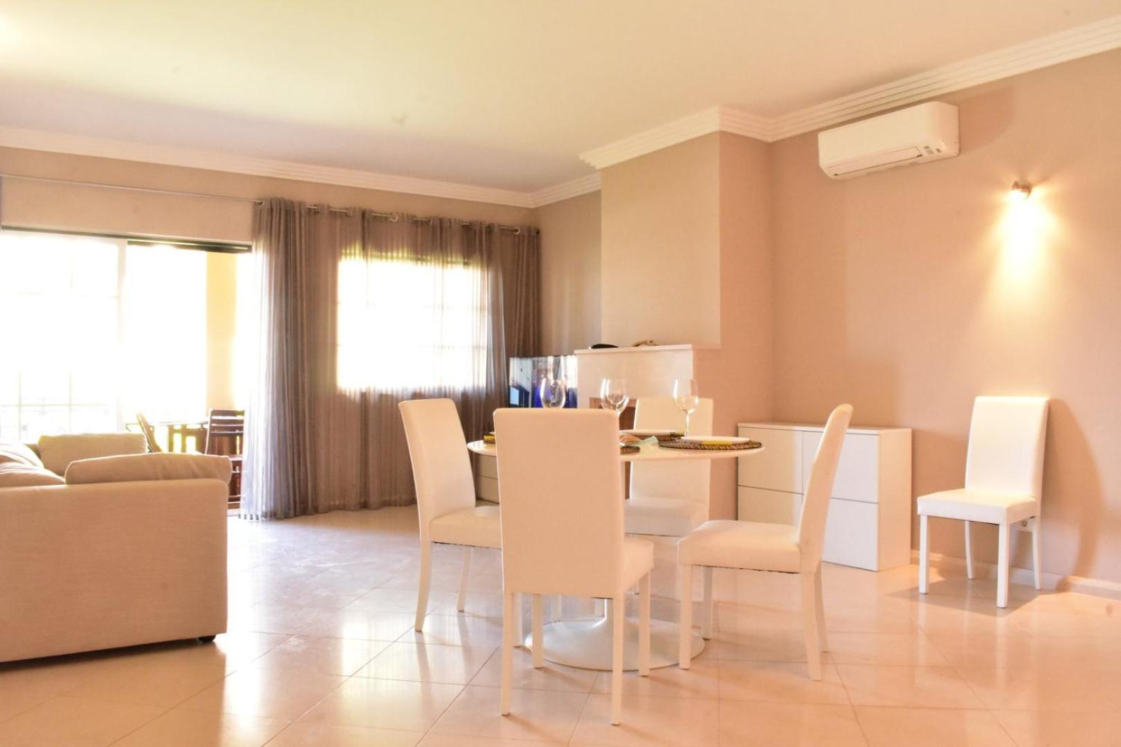 The Albufeira Concierge - Villa Santa Eulalia オーリョス・デ・アーグァ エクステリア 写真